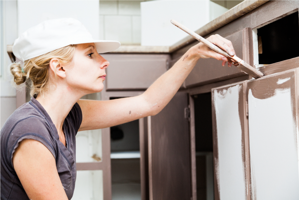 10 DIY Tips for Renovating Cabinets and Countertops