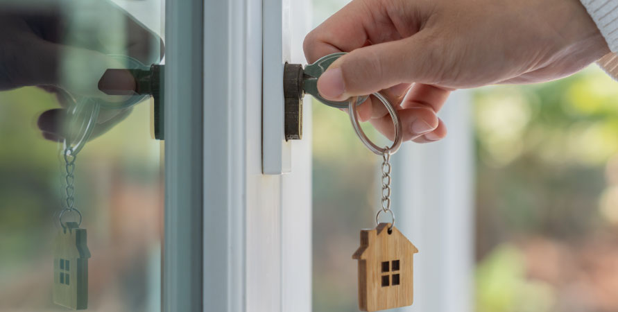 house key door opening